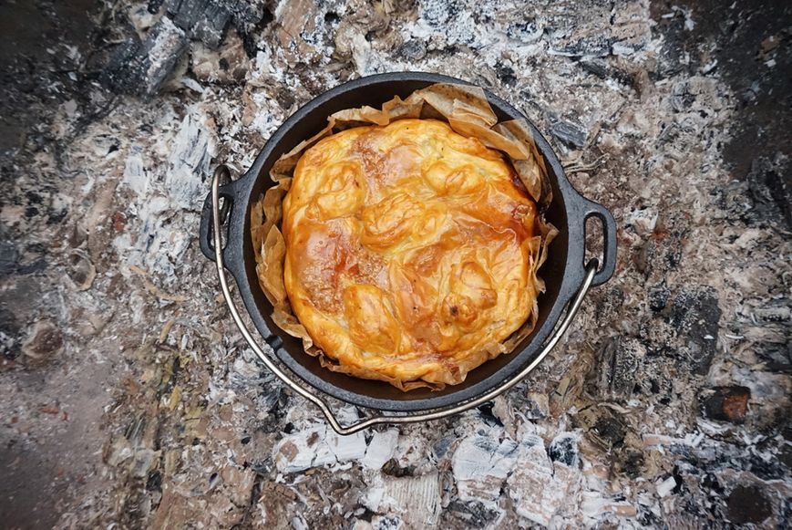 Казан-жарівня чавунна Petromax Dutch Oven ft1 плоске дно 0,9 л 50162 фото