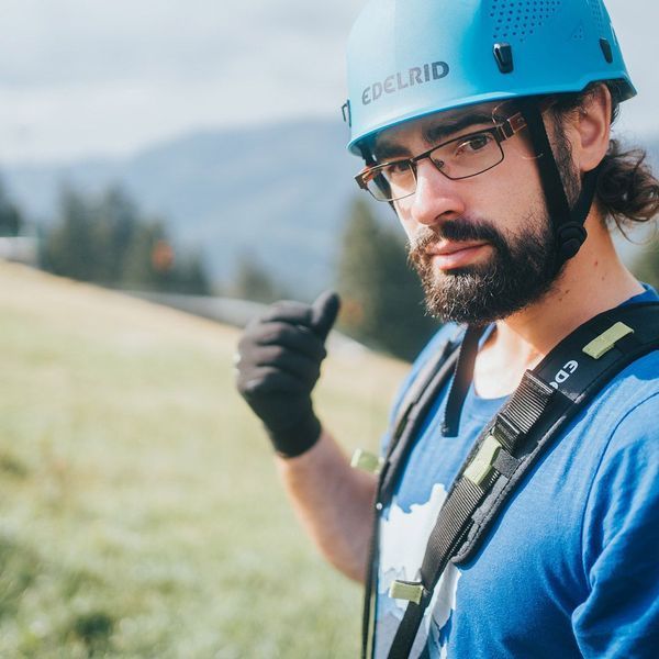Каска Edelrid Ultralight iiI Night 5460 см 50412 фото